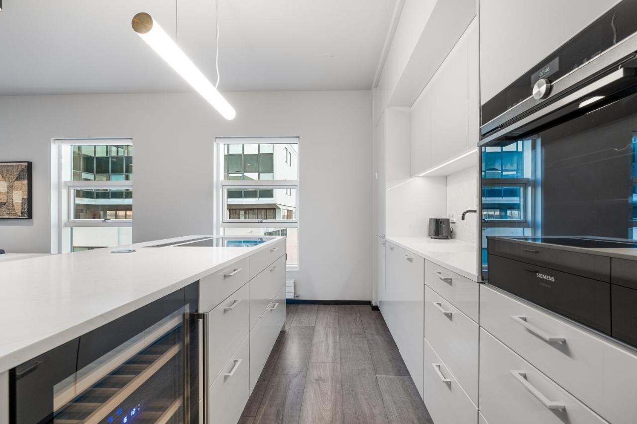 Harbour Lux 3Br & 2Ba In The Heart Of The City With Free Parking Reykjavik Exterior photo